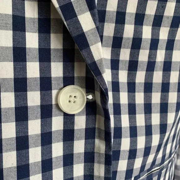 **NEW Chadwicks of Boston Plaid Blazer - Picture 4 of 8